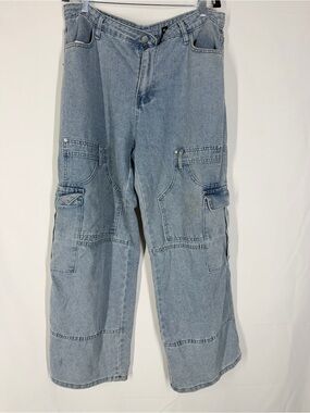 Light Blue Denim Cargo Pants with Multi-Pocket Utility